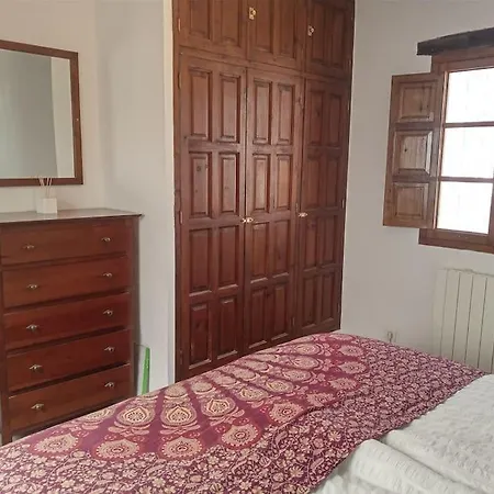 Unique Village House בית נופש